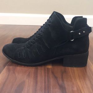 Sam Edelman Pierson ankle booties